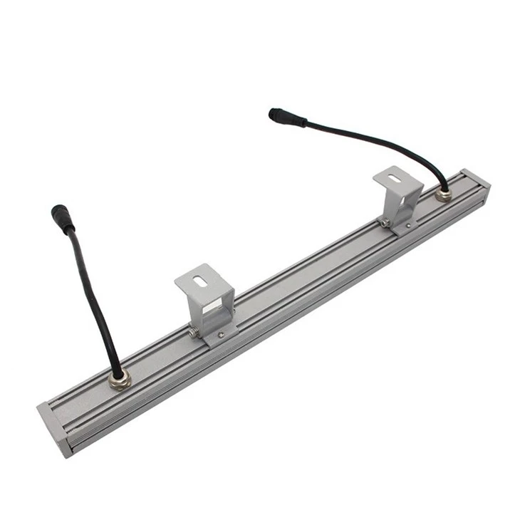 recessed wall washer